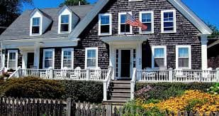 Cape Cod Architectural Style: The Intersection of Tradition and Modernity