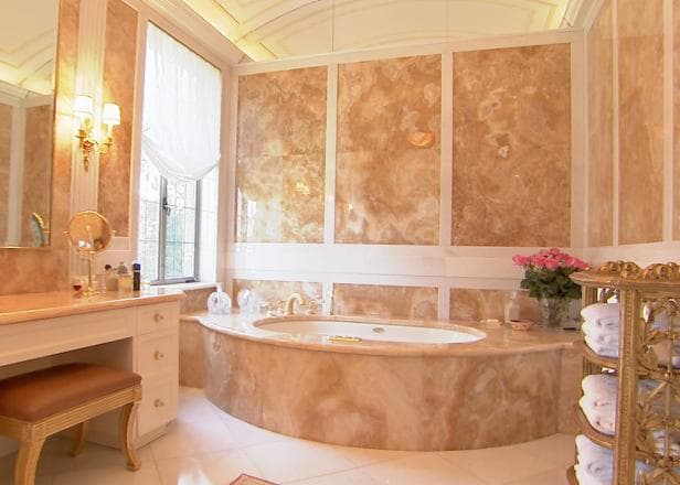 Popular Bathroom Design Trends in 2024